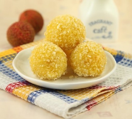 How to make the fried cheese stuffed litchi